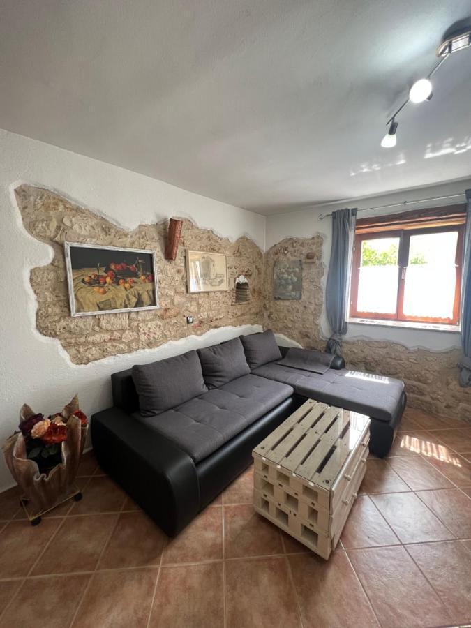 Kuca Za Odmor Matea Appartement Poreč Buitenkant foto